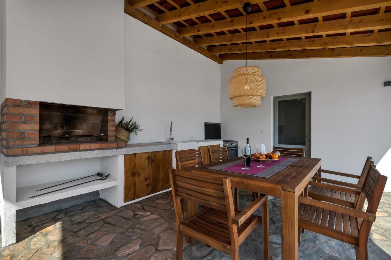 Villa Mate Zaostrog Bagian luar foto